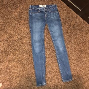 Hollister medium light to dark jeans